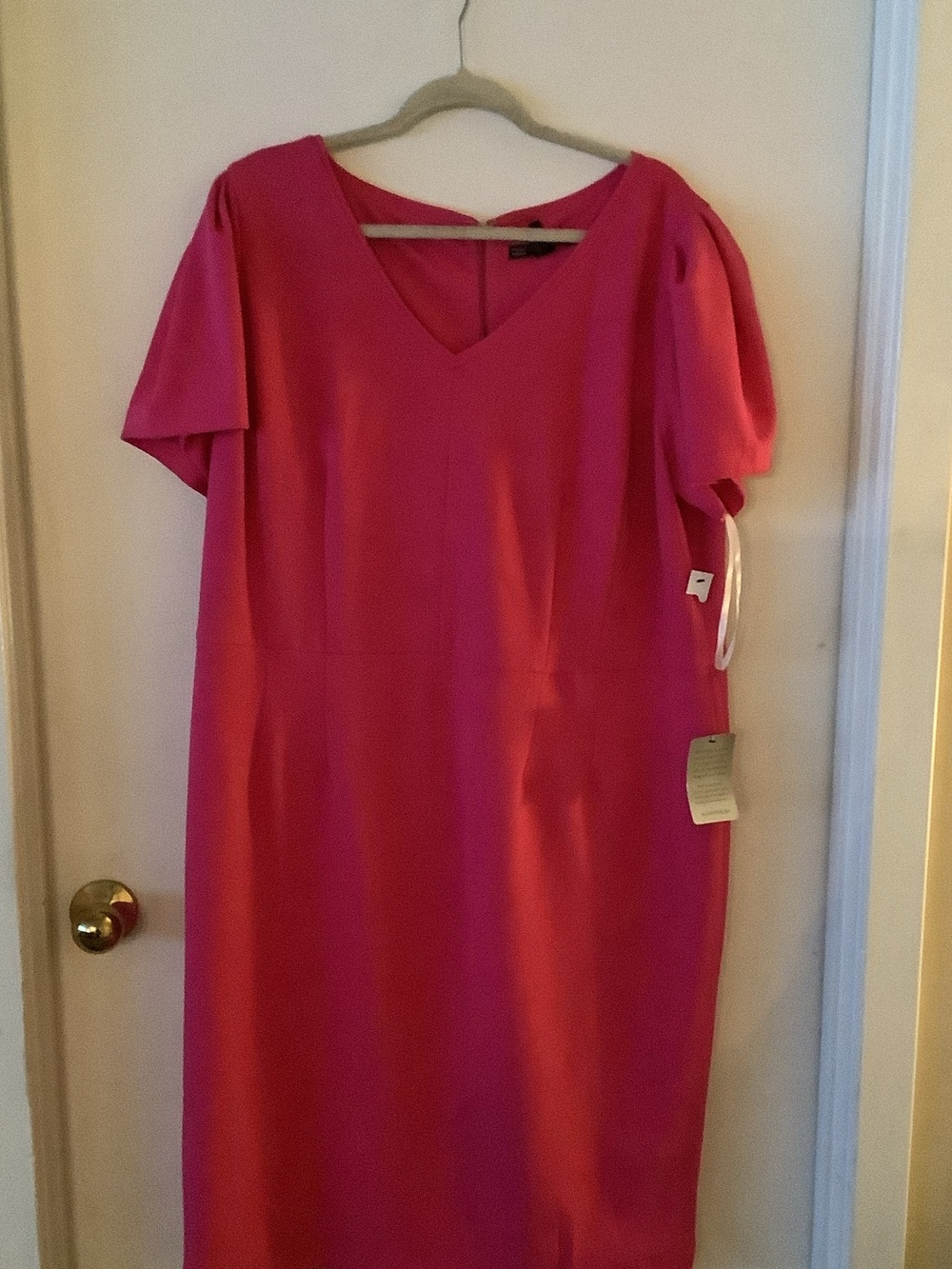 Maggy London Hot Pink V-Neck Midi Shift Dress